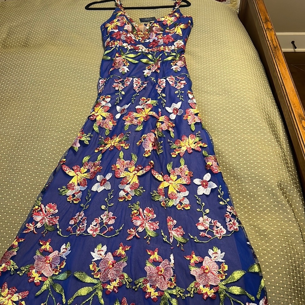 Exquisite Marchesa Notte Floral Print Long Gown - Size 2 (Medium) - Picture 9 of 16